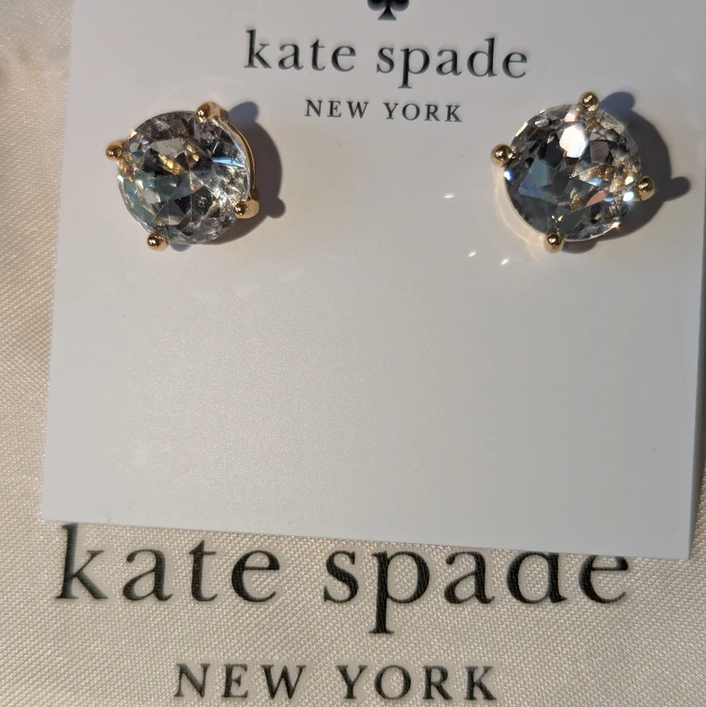 NWT+ Pouch Kate Spade Gumdrop Studs in Clear